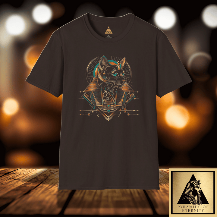 FELINE QUEEN T-SHIRT