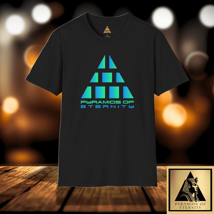 PYRAMIDS PEAK - Unisex Softstyle T-Shirt