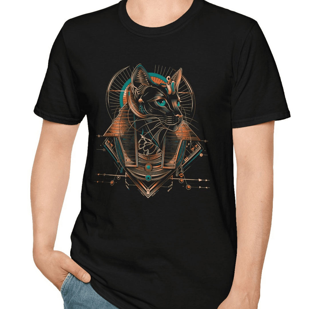 FELINE QUEEN T-SHIRT