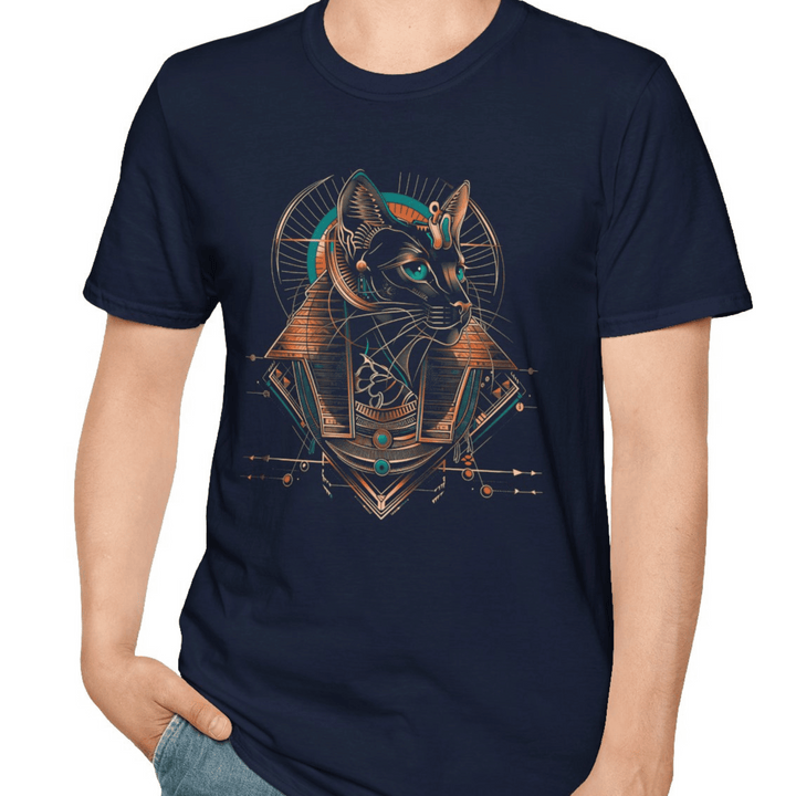 FELINE QUEEN T-SHIRT